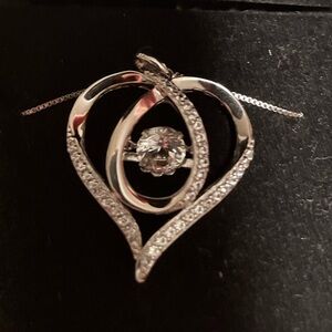 Women’s necklace